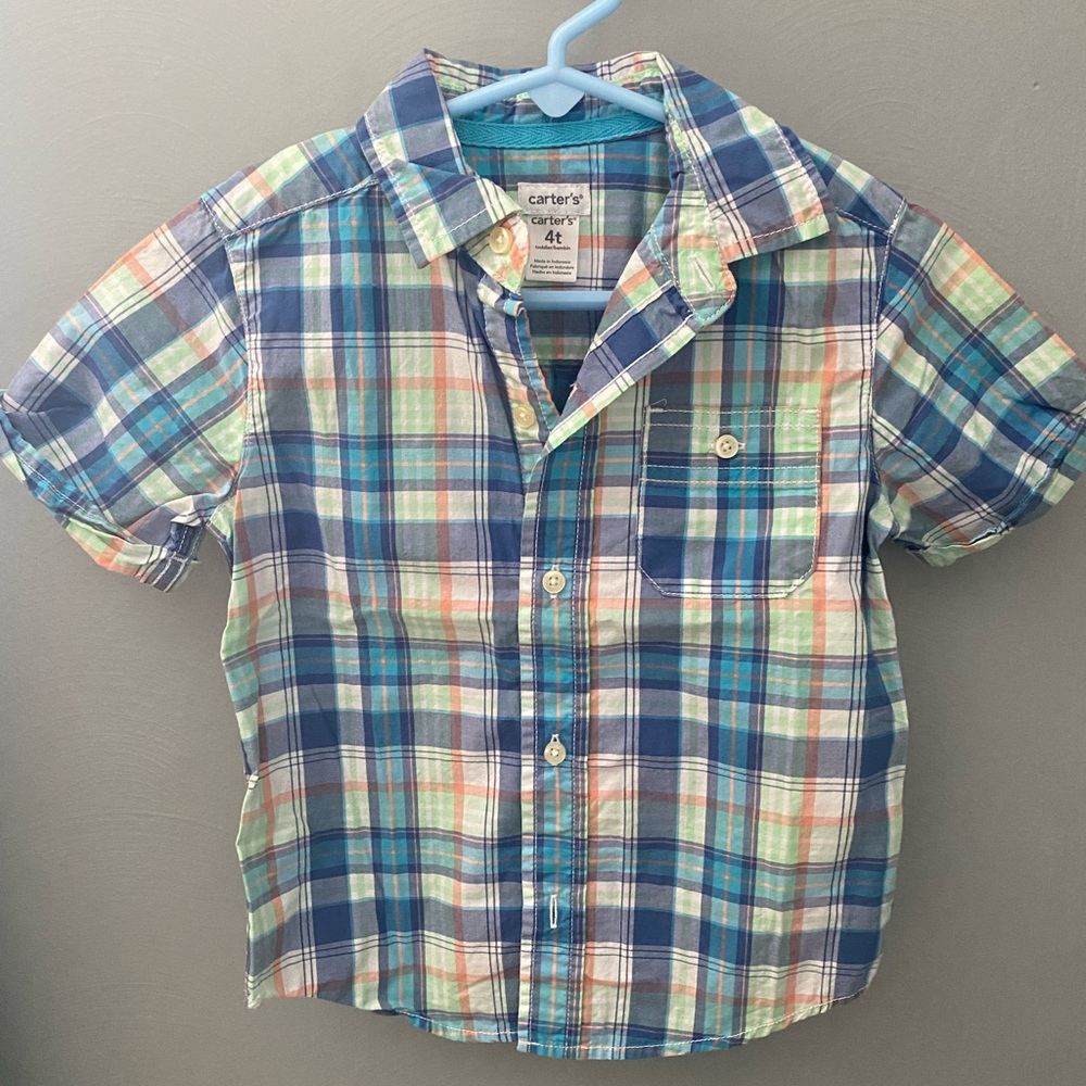 Carter’s Short sleeve button down shirt- boys 4T